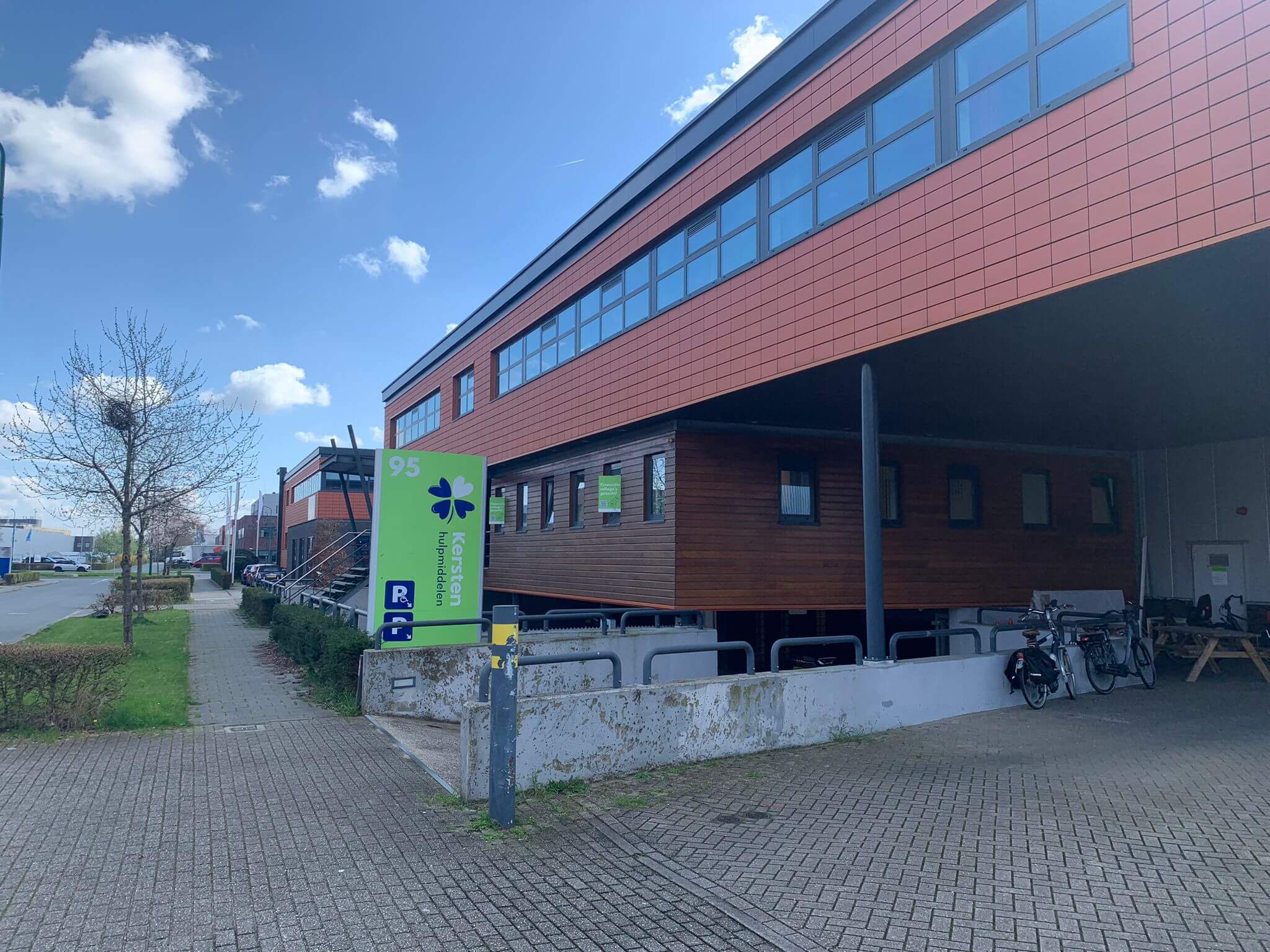 WellColl neemt autoaanpassing activiteiten over van Kersten Langzijn